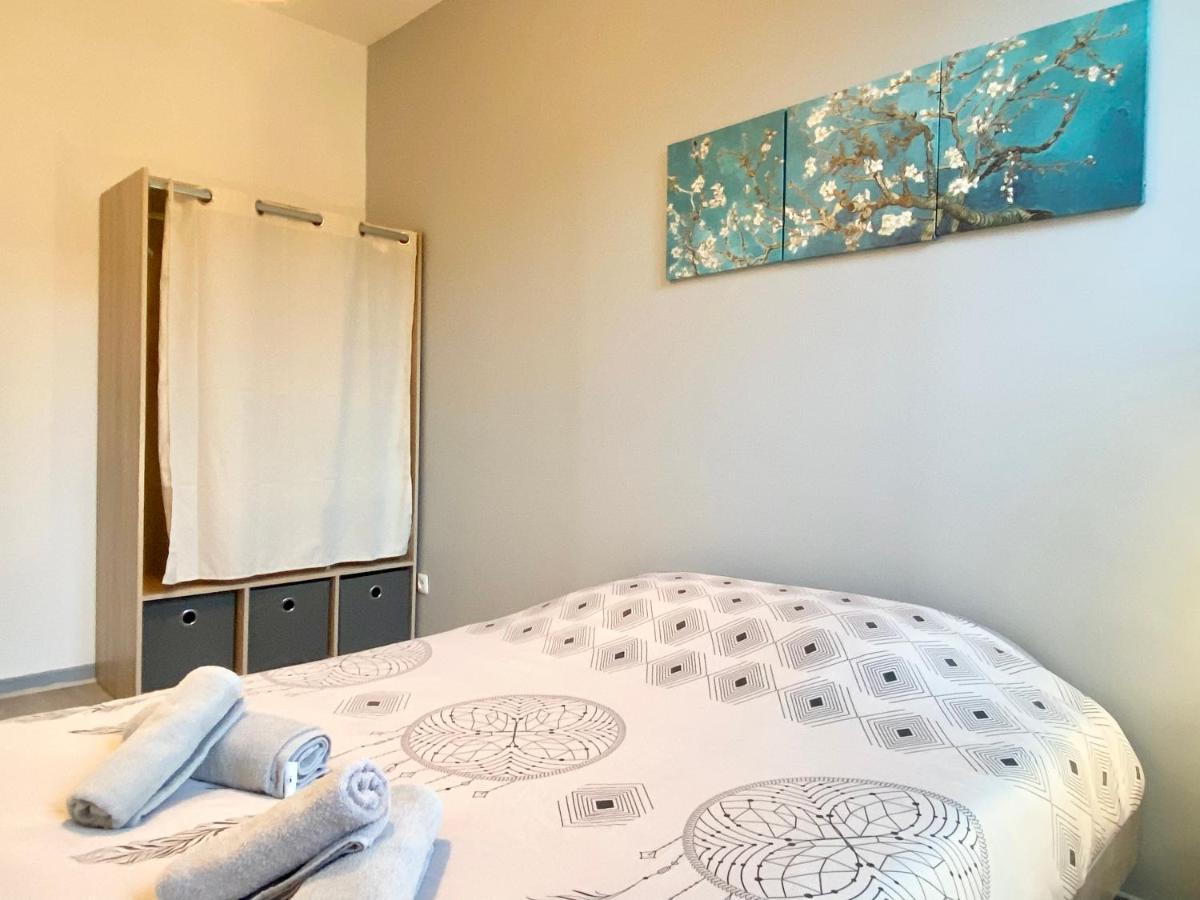 Van Gold - Appartement - Centre Ville Calais Eksteriør billede